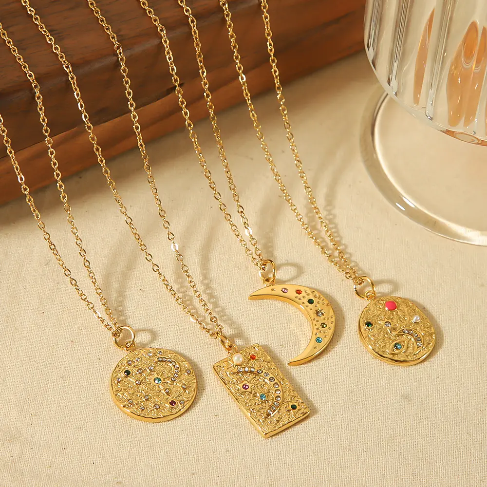 1 Piece Classic Retro Style Round Shape Stainless Steel 18K Gold Plated Inlay Rhinestones Women's Pendant Necklaces h5 